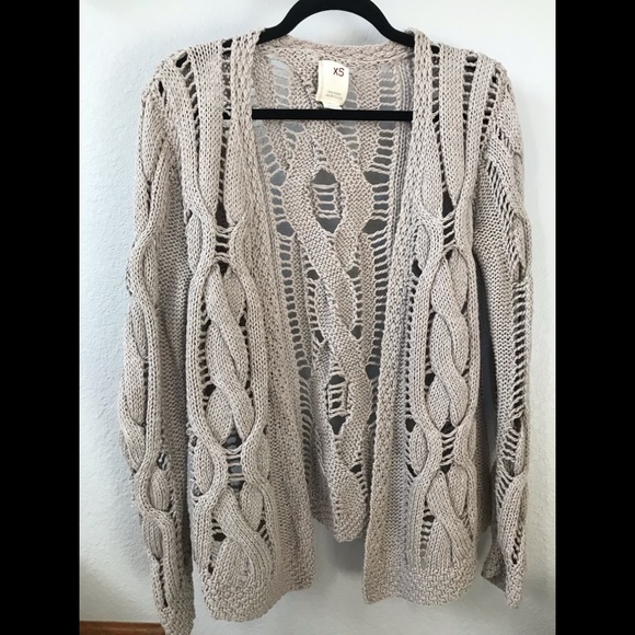 Far Away From Close Cardigan - Picture 2 of 4